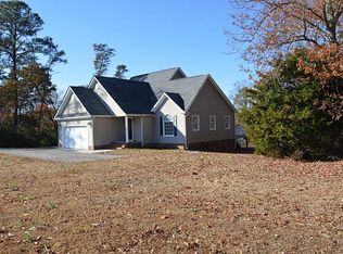 905 Belle Aire Dr, Hardyville, VA 23070