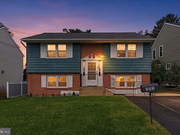 2nd image of 253 Highland Ave