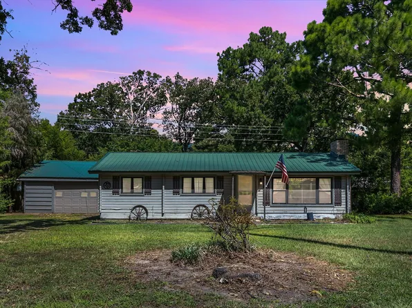 733 Cedarcrest Dr, Tool, TX 75143