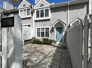 1208 Corbett St, Cincinnati, OH 45208