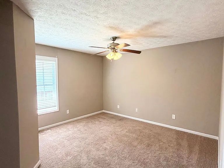 1477 N Donahue Dr #803 — Photo 10