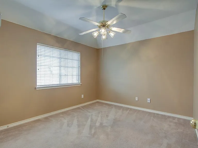 224 Heatherwood Dr — Photo 18