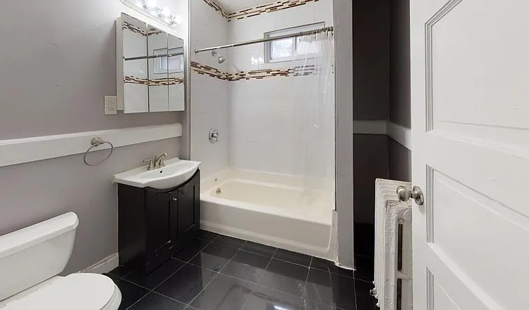 1407 E Fayette St — Photo 5