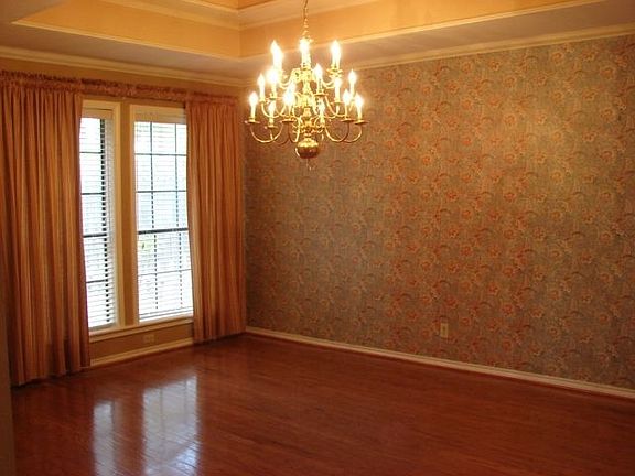 5th image of 2949 Emerald Lake Dr