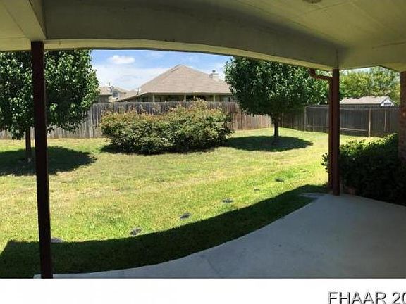 4th image of 2911 Phoenix Dr