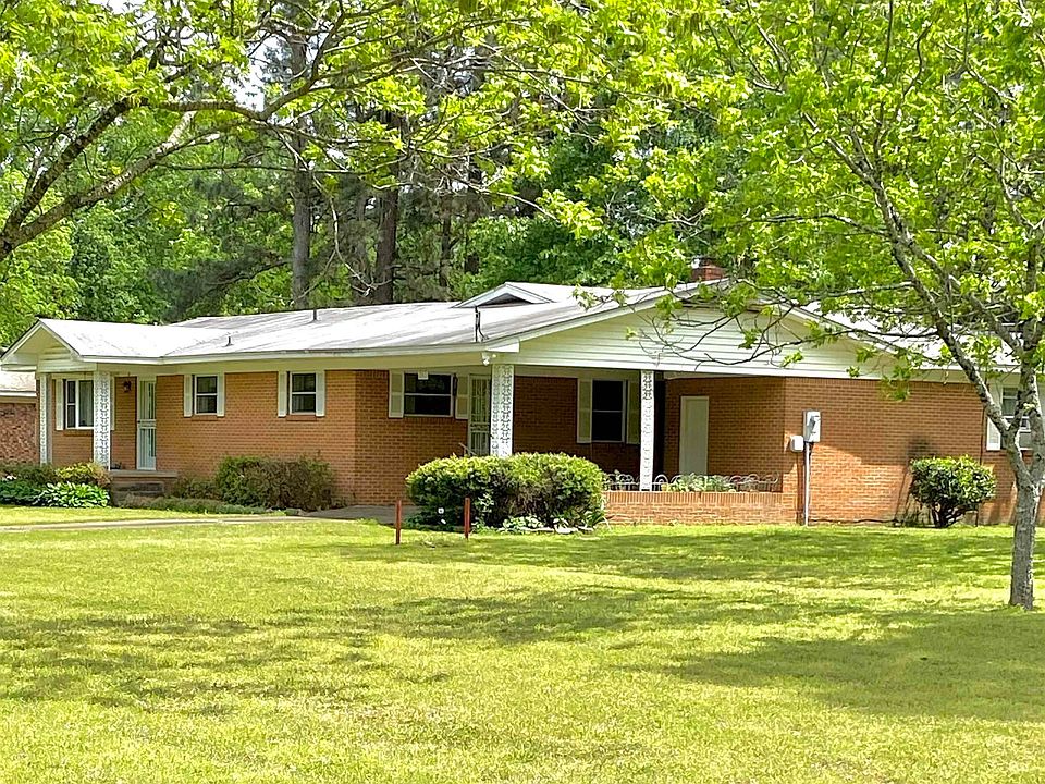 1st image of 243 Windcrest Dr
