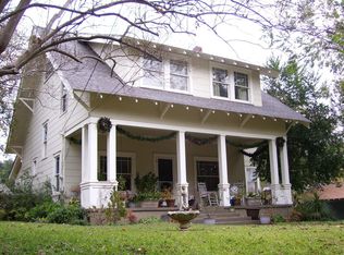 201 W Pine St, Palestine, TX