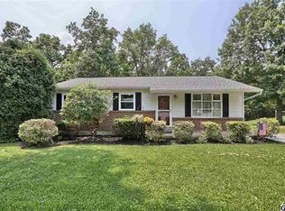 1114 Old Pond Rd, Harrisburg, PA 17112