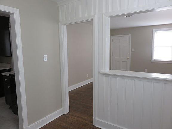 4th image of 14 N Beech Ave