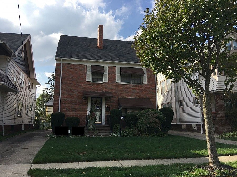 1st image of 2794 E 128th St