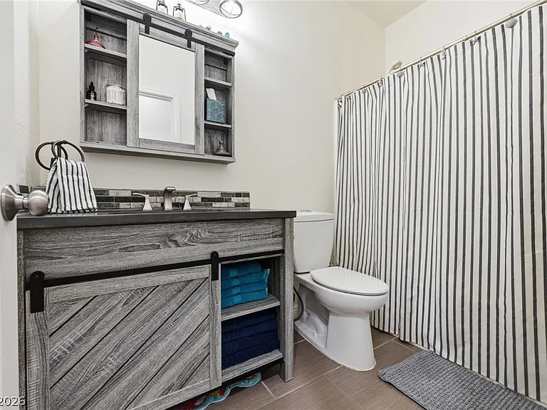 11144 Ferragamo Ct — Photo 29