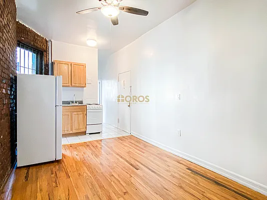 Rented by City Connections Realty | media 25