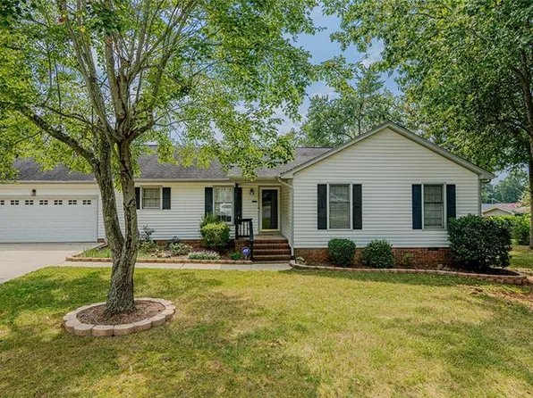 3302 Delaney Ct, Burlington, NC 27215