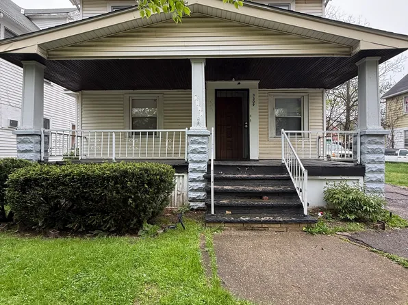 3309 E 145th St, Cleveland, OH 44120