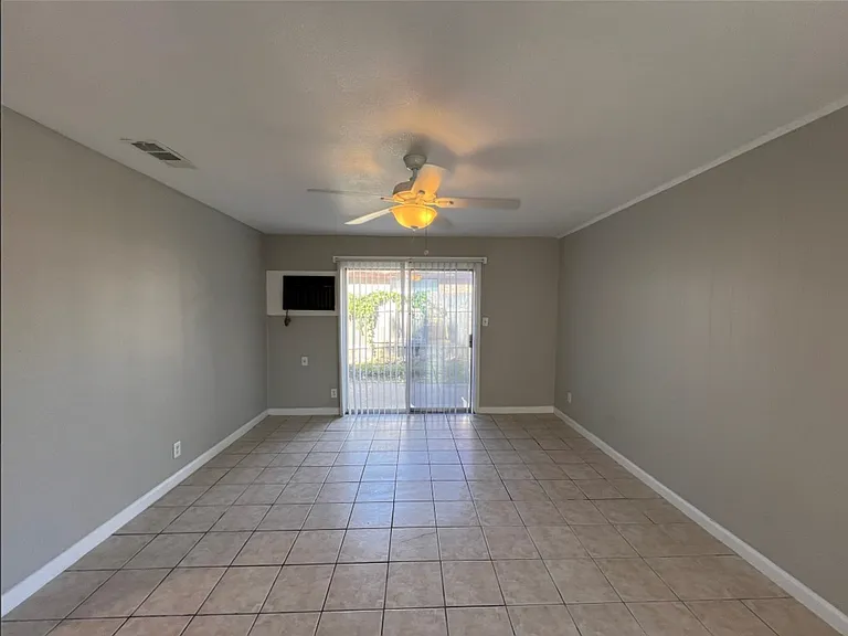 905 N Meadows Dr #A — Photo 10