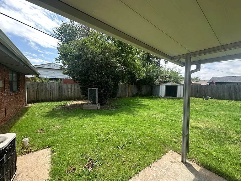 4844 Woodview Dr — Photo 72