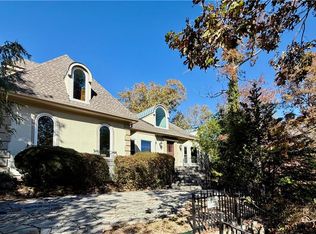 2895 Coles Way, Sandy Springs, GA 30350