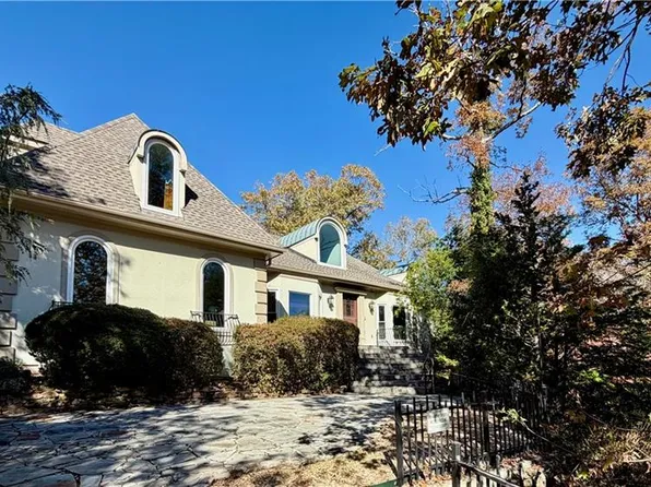 2895 Coles Way, Sandy Springs, GA 30350