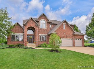 5327 Cedar Dr, Naperville, IL 60564