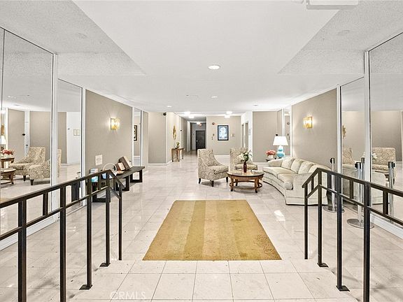 4th image of 400 S La Fayette Park Pl APT 213