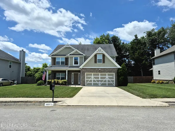 1003 W Glenview Dr, Lenoir City, TN 37771