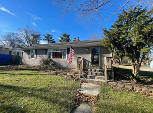 901 S Hayes St, Crown Point, IN 46307