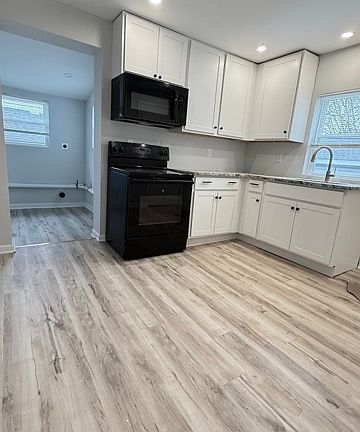 Newly renovated Kitchen