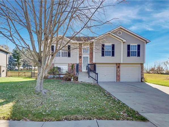 6819 NE 113th Ter, Kansas City, MO 64156