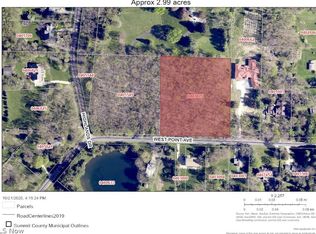 731 W Point Ave #A, Akron, OH 44333