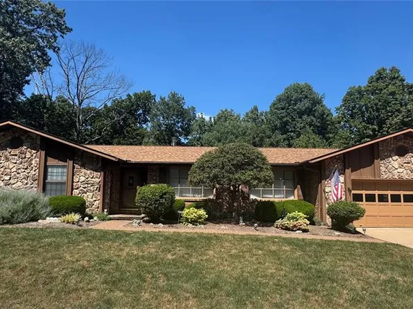 108 W Brittany Ln, O'Fallon, IL 62269