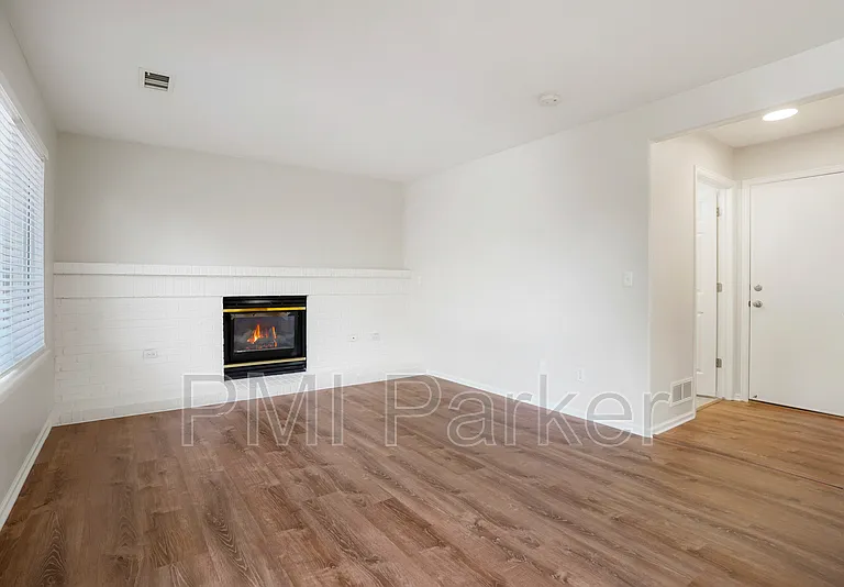 16041 Bluebonnet Dr — Photo 9