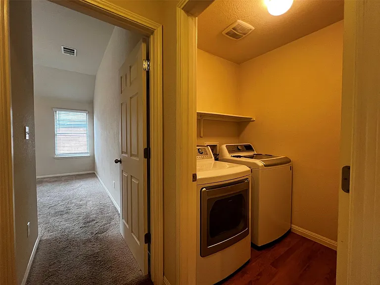 2708 Cottonwood Shores Dr — Photo 22