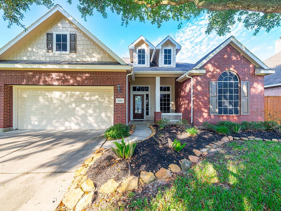1st image of 5226 Englewood Point Ct