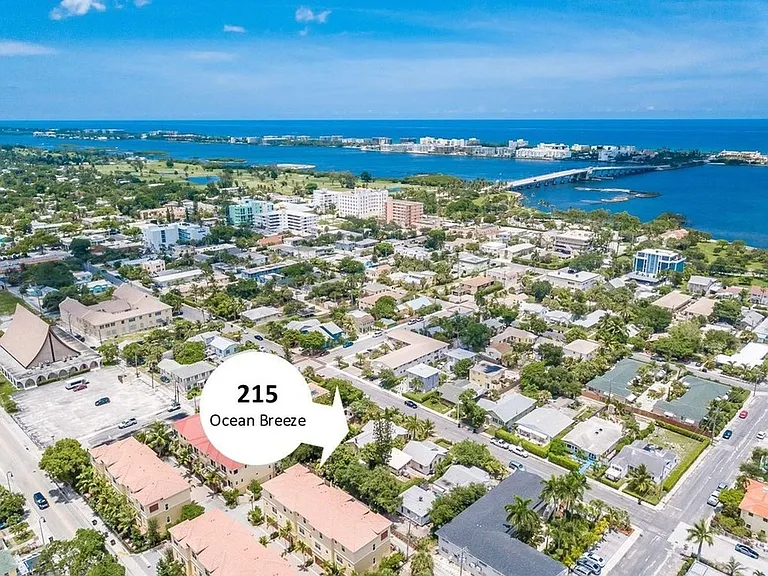 215 Ocean Breeze — Photo 40