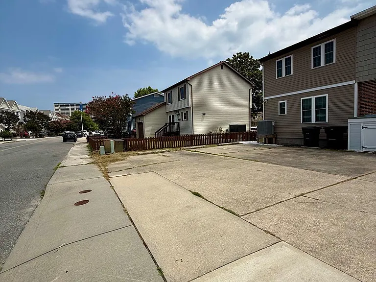 139 Newport Bay Dr #A-206A — Photo 21