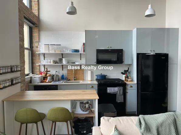 5021 N Kenmore Ave #310, Chicago, IL 60640