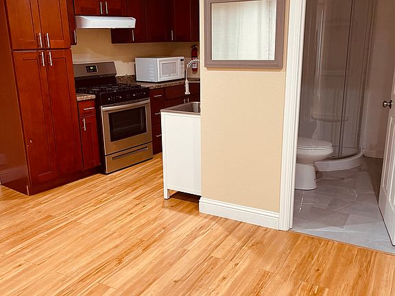 4th image of 26494 Oliver Rd