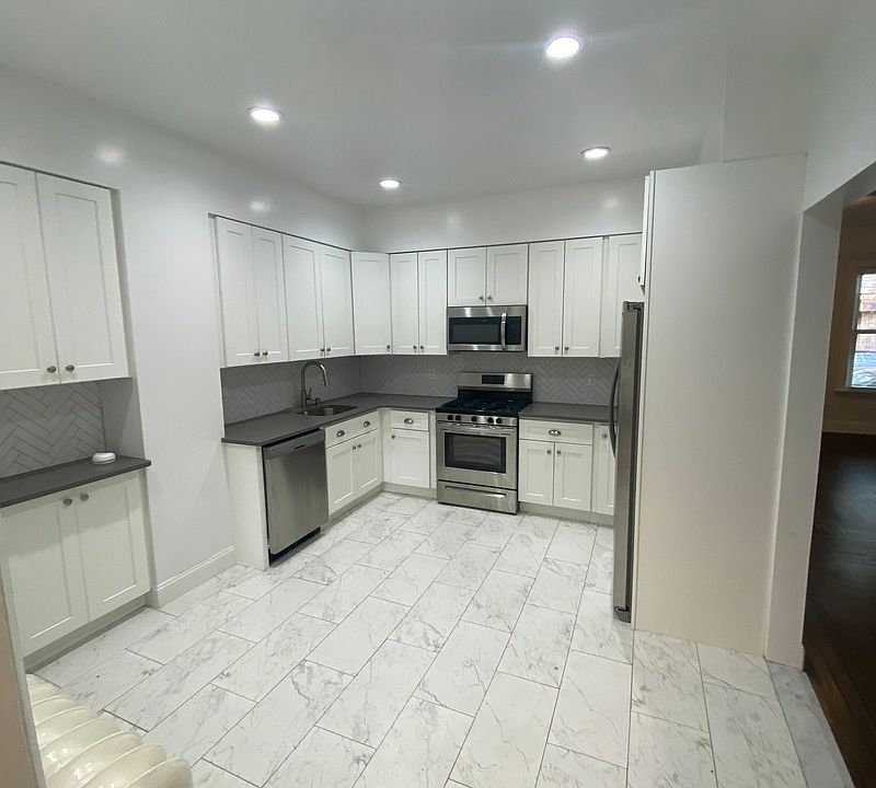 1st image of 23-62 37th St #1