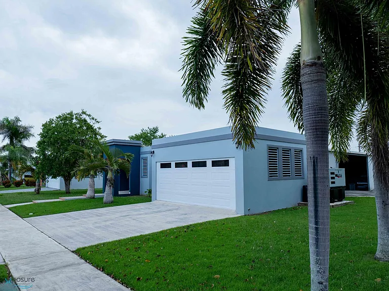 15 Urb Brisas Del Mnr #II — Photo 8