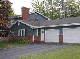 34 Buttonwood Ln, Lewiston, ME 04240