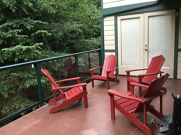 2nd image of 360 Knechtel Way NE Unit 301