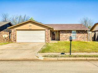 8621 E Parkridge Dr, Oklahoma City, OK 73141