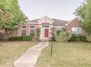 8010 Munich Dr, Rowlett, TX 75089