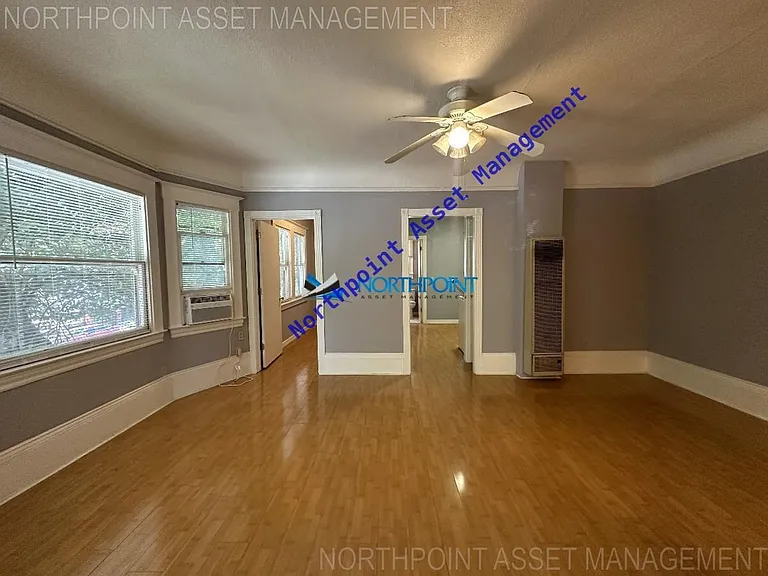 1401 F St #3 — Photo 13