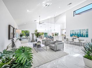 45 Las Brisas Way #46, Naples, FL 34108