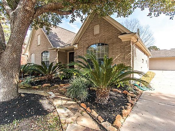 4th image of 2111 Shadow Park Dr