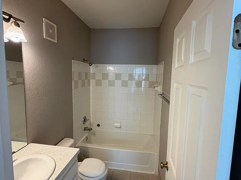 13810 Sutton Park Dr N #1122 — Photo 9