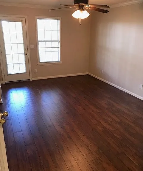 283 Ivy Pl — Photo 7