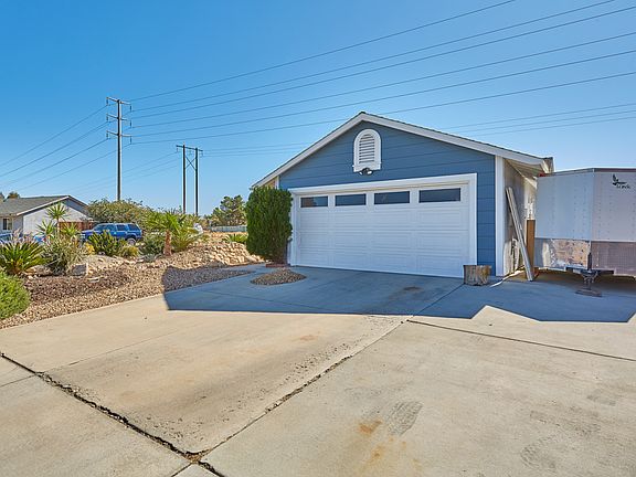 3rd image of 13795 Gemini St