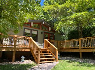 250 Ridgeview Dr, Lake Lure, NC 28746